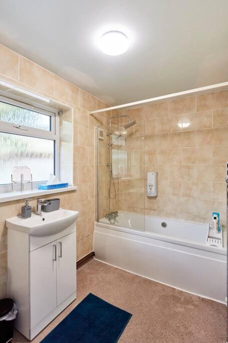 *Little Haven In Leeds* ¤Private Parking¤ Ensuite Leeds  Exterior photo